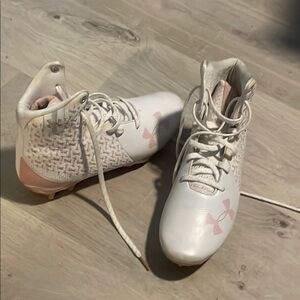 Under Armour Kids' White and Pink Lacrosse Cleats